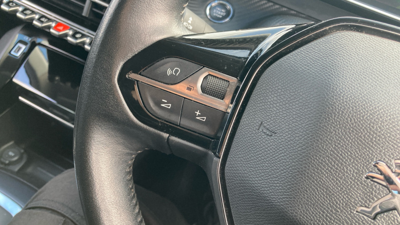 Peugeot 2008 1.2 PureTech Allure 5dr Petrol Estate